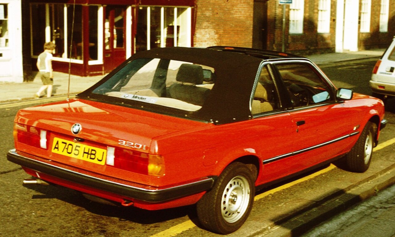 BMW 320i