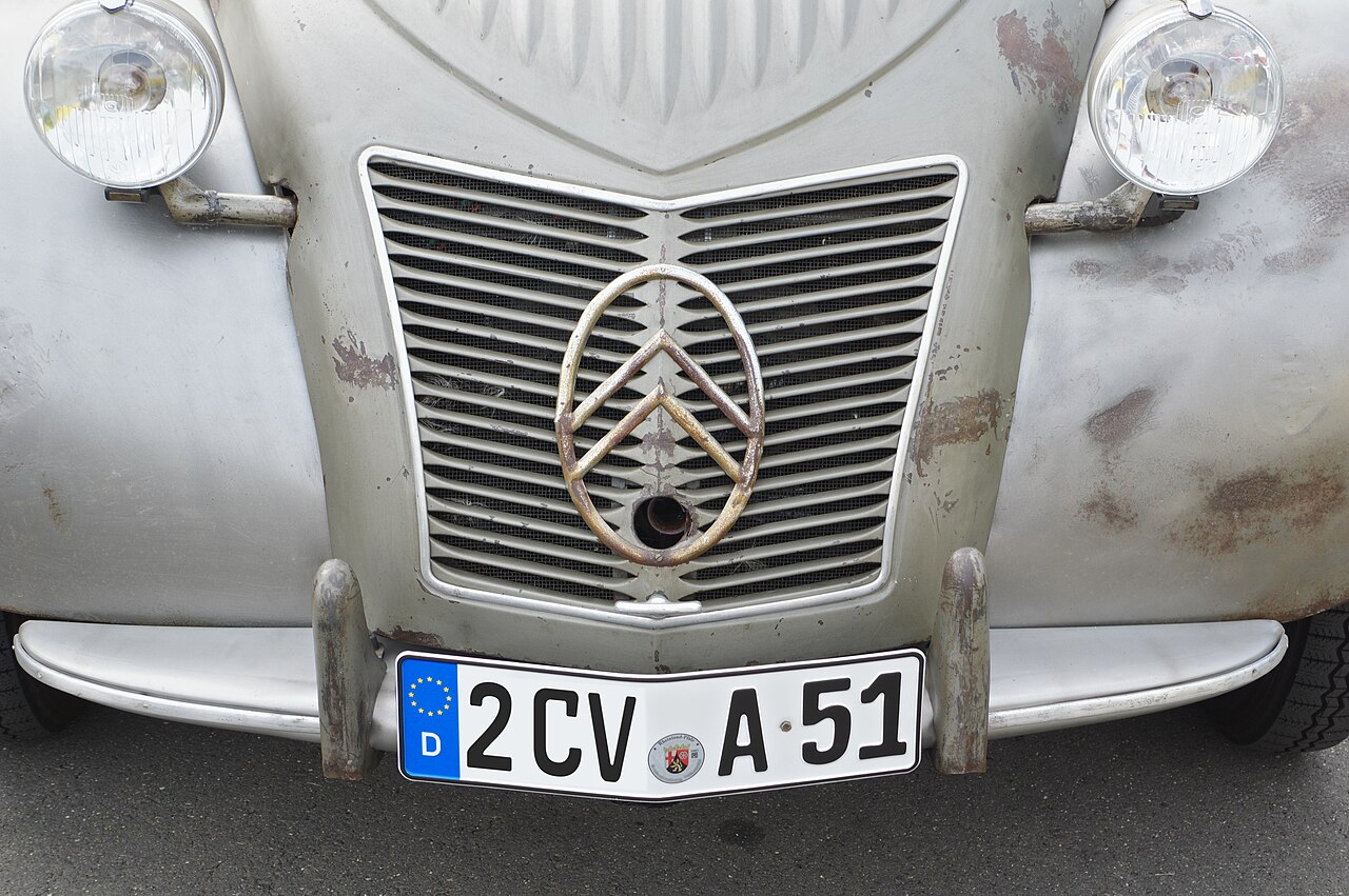 Citroën 2CV — Klasik Otomobil
