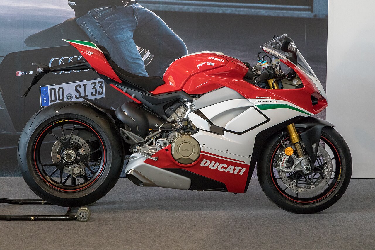 Ducati Panigale V4 — Sport