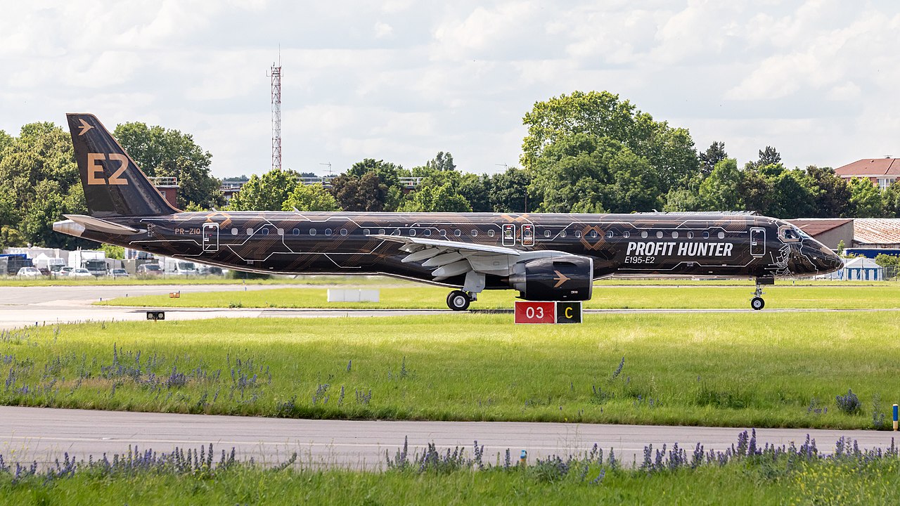 Embraer E195-E2