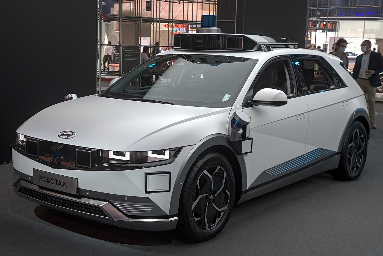 Hyundai Ioniq 5 — SUV
