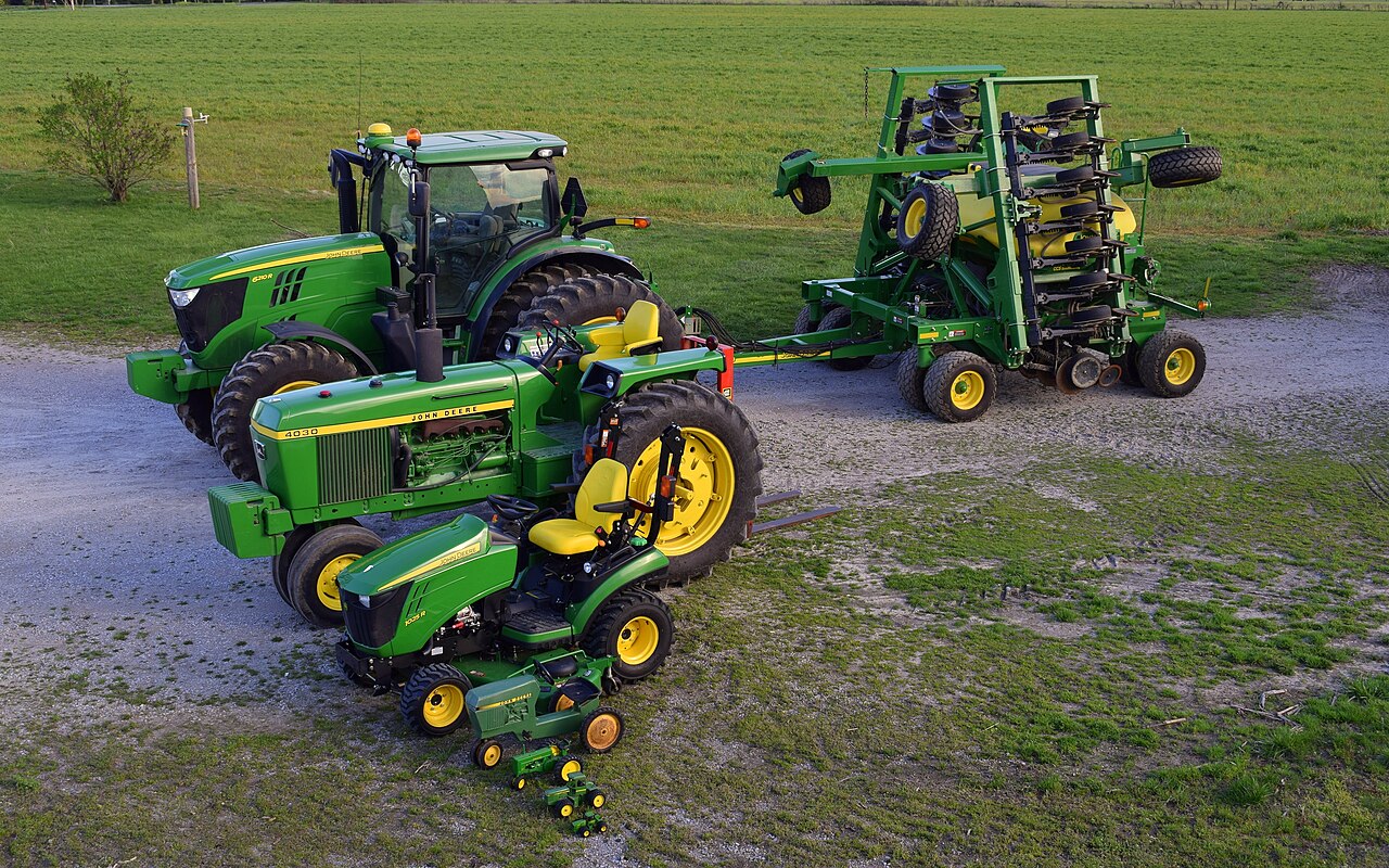 John Deere Traktör