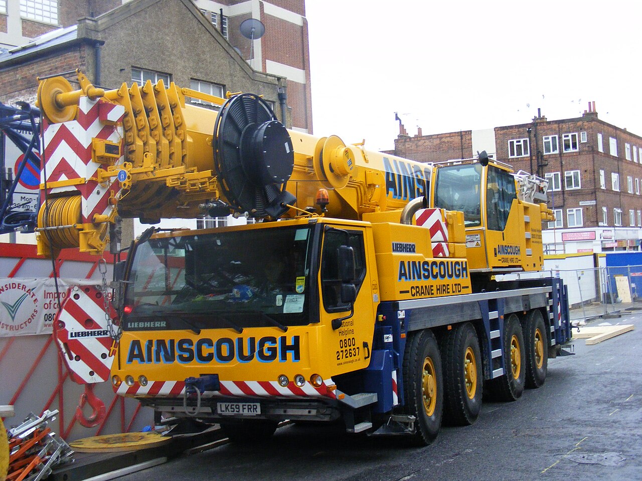 Liebherr LTM Mobil Vinç — Vinç