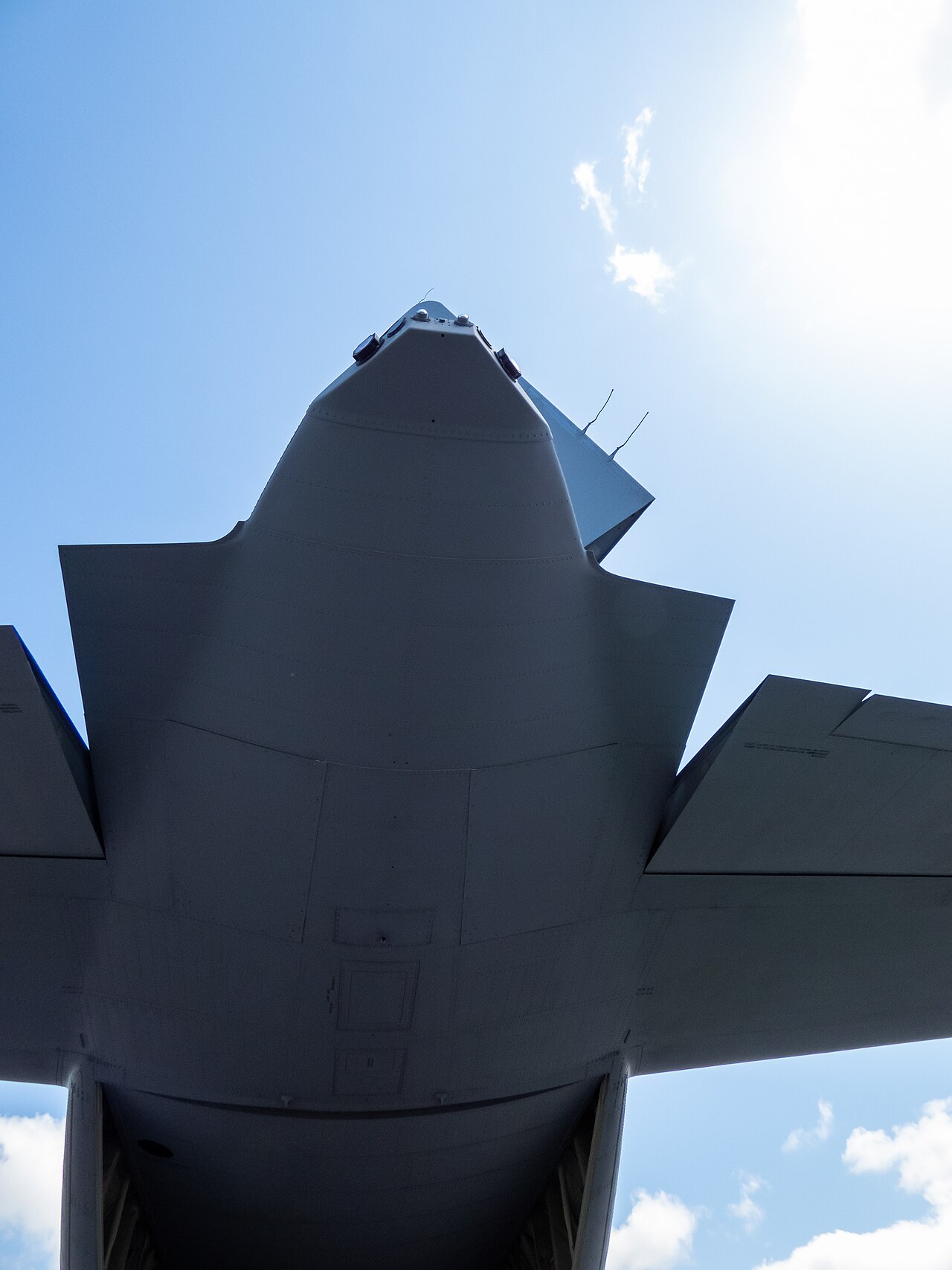 Lockheed C-130 Hercules — Nakliye Uçağı