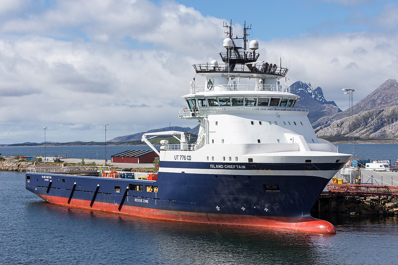 Ulstein Açık Deniz Destek Gemisi